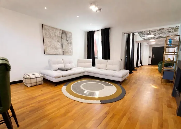 Agrada Flat Pratello - Family Aparment In The Heart Of The *