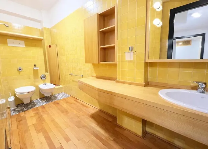 Agrada Flat Pratello - Family Aparment In The Heart Of The * Boloňa
