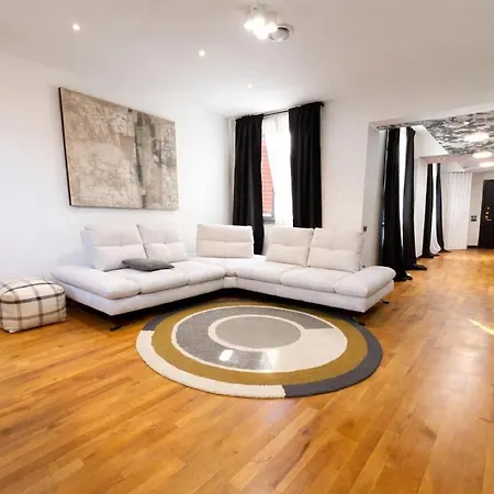 Διαμέρισμα Agrada Flat Pratello - Family Aparment In The Heart Of The *